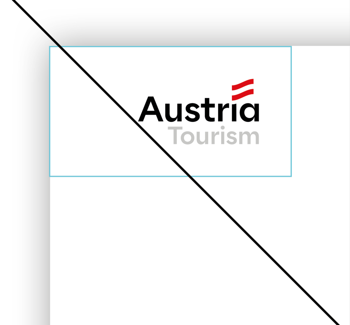 Normalerweise darf das Logo nicht in der oberen linken oder in einer unteren Ecke platziert werden.
Es sei denn, es gibt triftige Gründe wie diverse Störfaktoren (Tragetaschen- Henkel, Lochung u. Ä.) Normalerweise darf das Logo nicht in der oberen linken oder in einer unteren Ecke platziert werden.
Es sei denn, es gibt triftige Gründe wie diverse Störfaktoren (Tragetaschen- Henkel, Lochung u. Ä.)